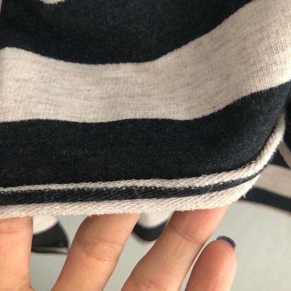 Amuse‎ Society Black V-Neck Striped Long Sleeve Top - Picture 6 of 10